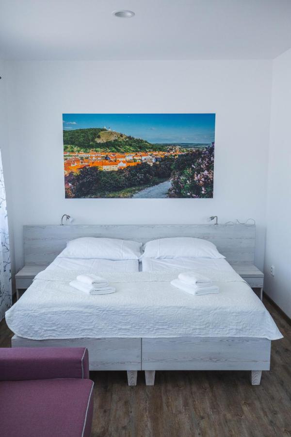 Apartmany Pemag Mikulov Zewnętrze zdjęcie